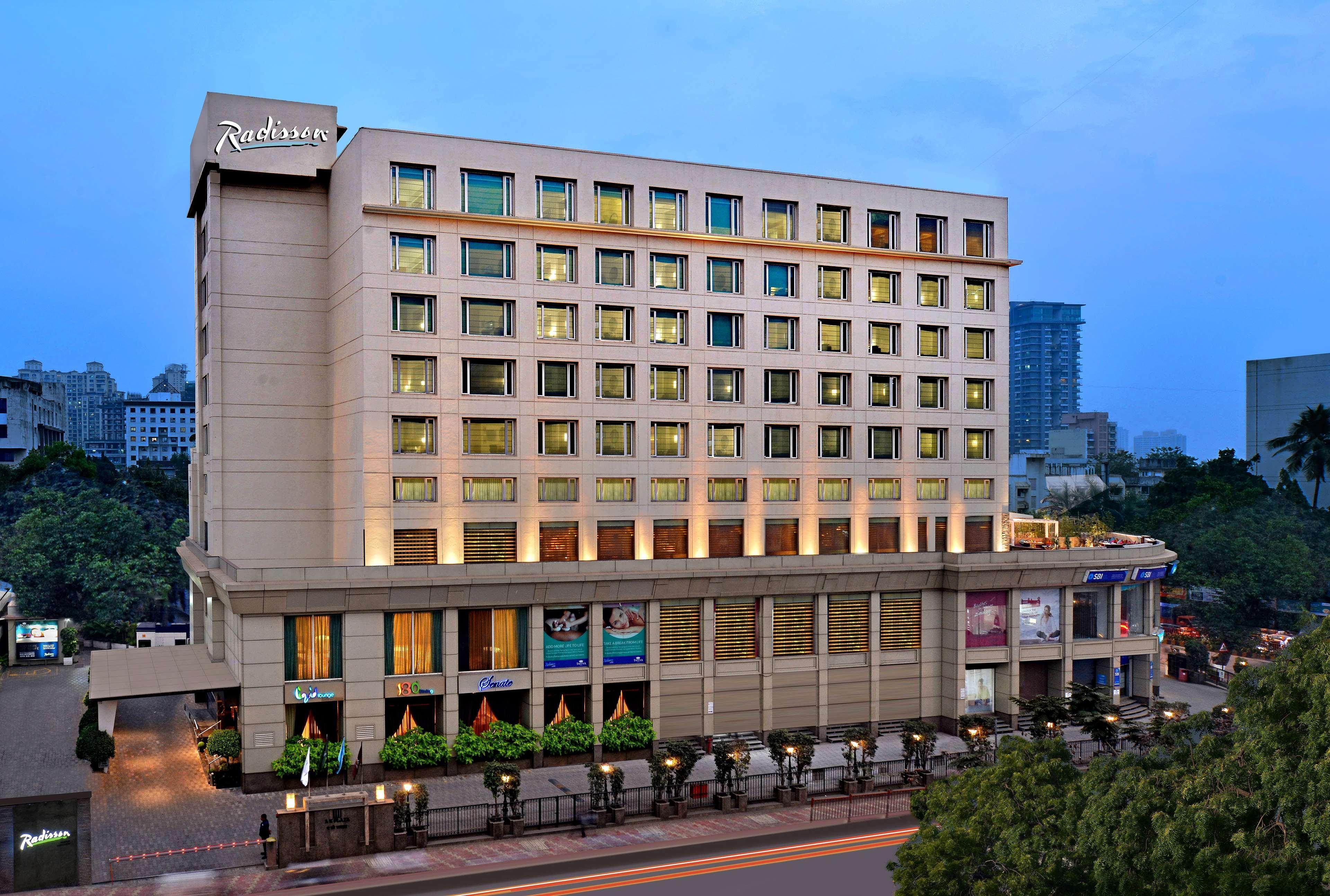 Radisson Mumbai Goregaon ภายนอก รูปภาพ