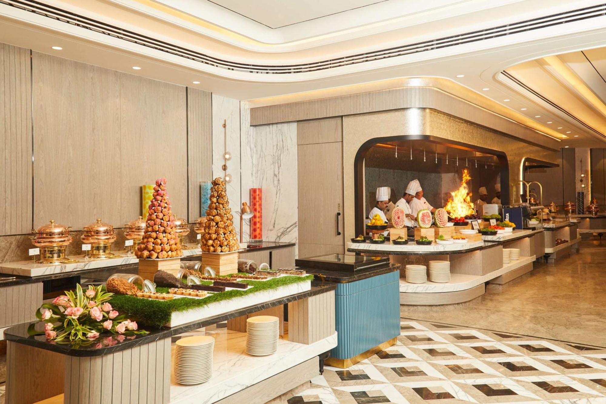 Radisson Mumbai Goregaon ภายนอก รูปภาพ