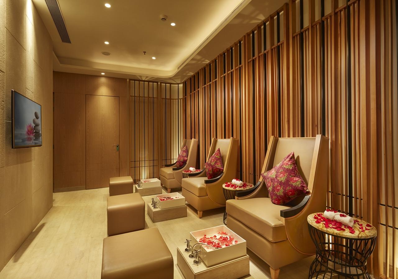 Radisson Mumbai Goregaon ภายนอก รูปภาพ